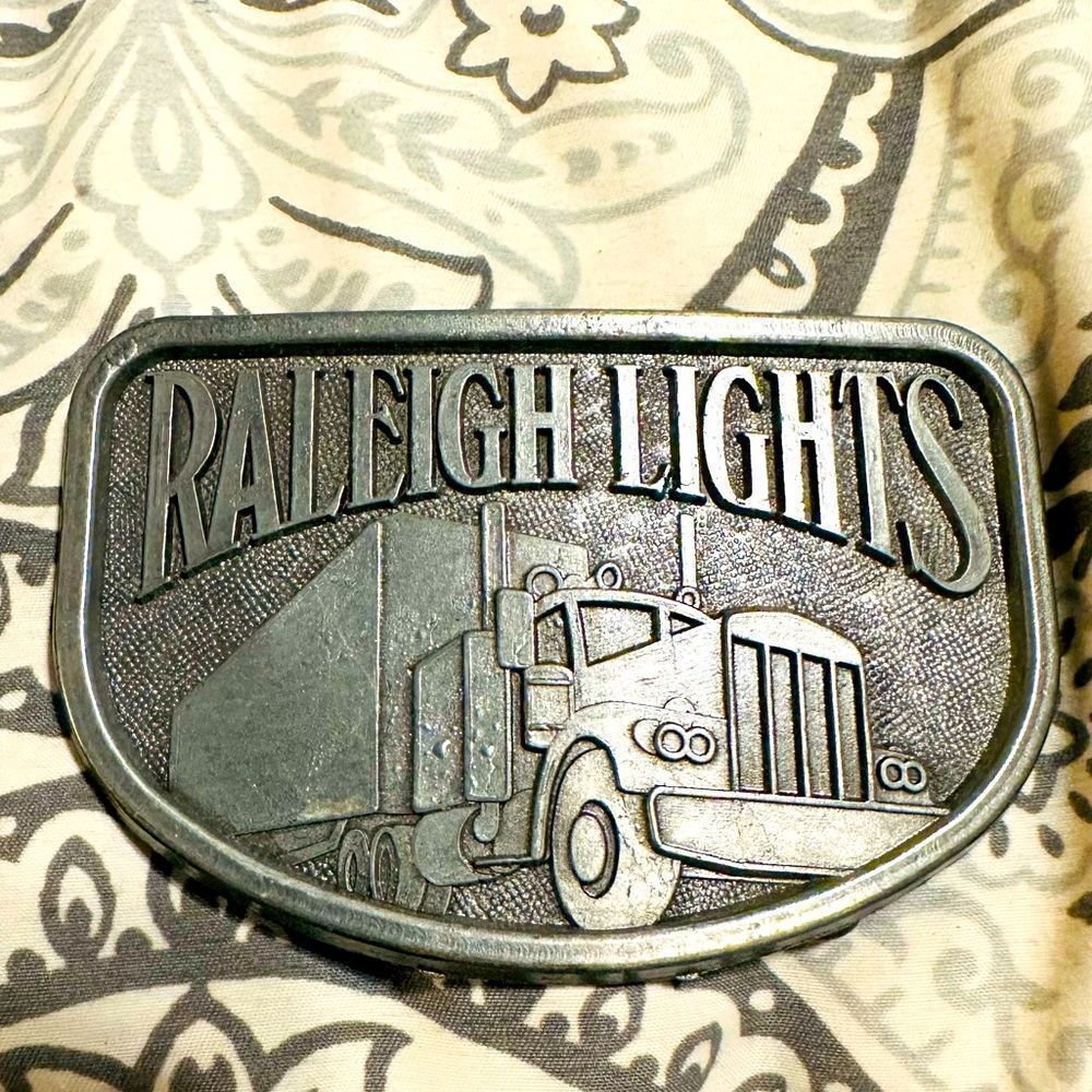 Vintage trucker buckle